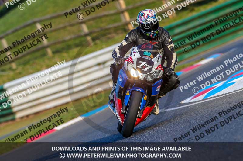 PJM Wedding Photography;enduro digital images;event digital images;eventdigitalimages;mallory park;mallory park photographs;mallory park trackday;mallory park trackday photographs;no limits trackdays;peter wileman photography;racing digital images;trackday digital images;trackday photos